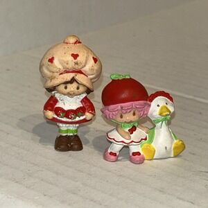 Cherry Cuddler Gooseberry Vintage 80's & Strawberry Shortcake PVC Figures